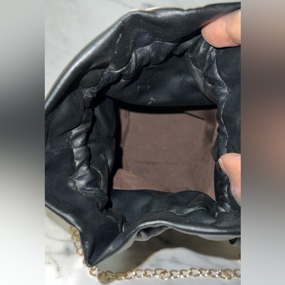 Black Crocodile-Embossed Pearl-Handle Mini Bag - Picture 2 of 4